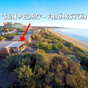  Award Winning Beach Front Retreat  Фрэнкстон
